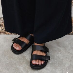 Jenni Kanye Hutton Slide Sandal in Black Size 39